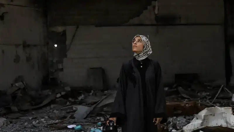 Gazze’deki Foto Muhabir Fatma'nın Tanıklığı: Gürültülü Bir Ölümün Arkasında Ne Vardı?