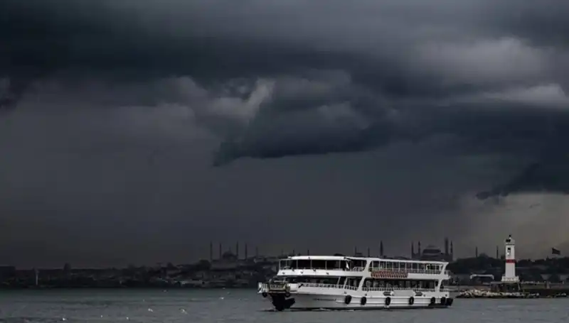 İstanbul ve Çevresindeki İllerde Sağanak Yağış Alarmı!