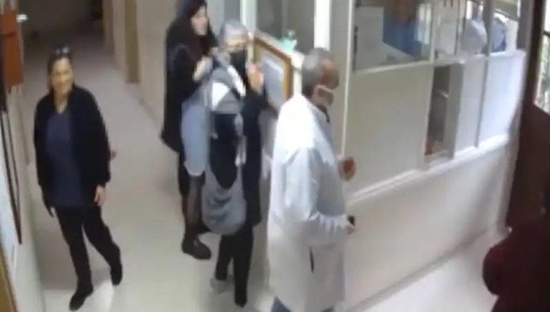 Üsküdar'da Doktor Hakkında Cumhurbaşkanına Hakaretten Hapis İstemi