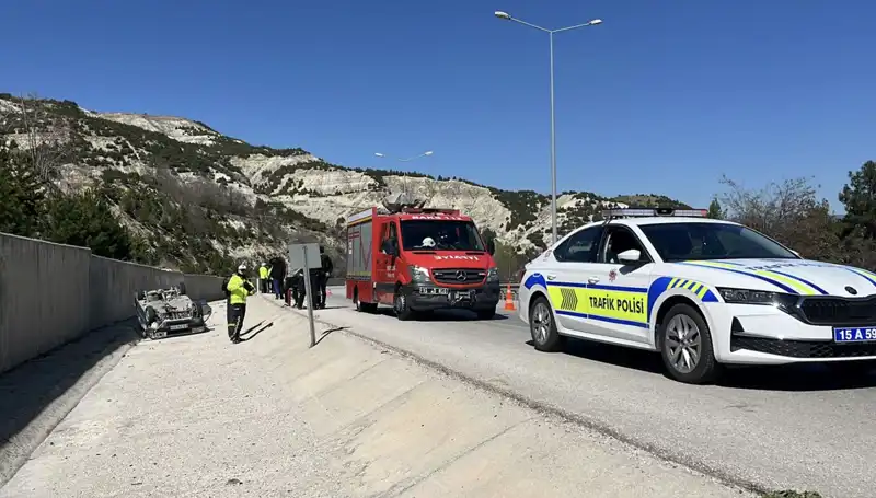 Burdur'da Korkunç Trafik Kazası: İki Çocuk Da Yaralı