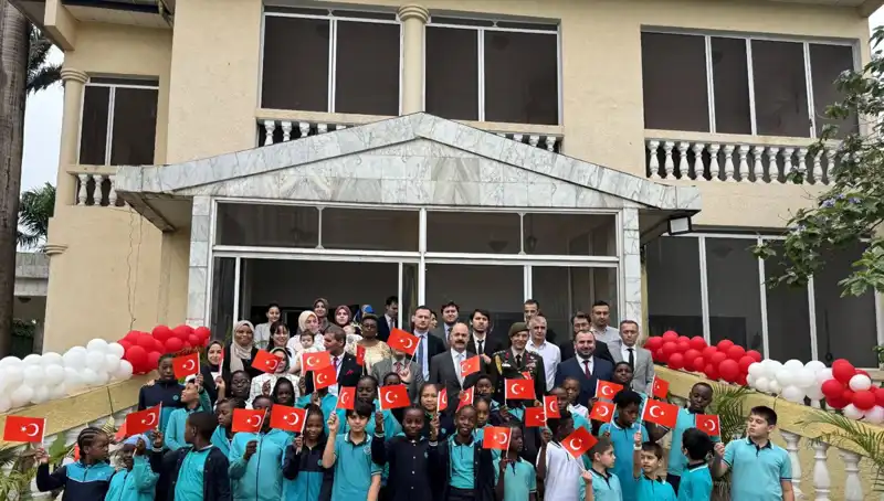 Kamerun'da 23 Nisan Çocuk Bayramı: Ulusal Egemenliğin Coşkuyla Kutlandığı Gün