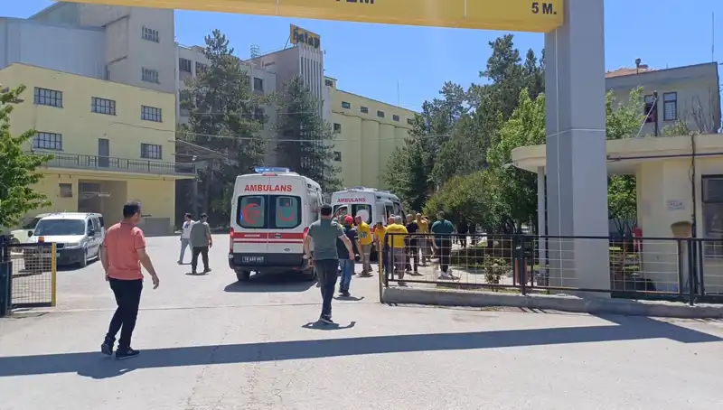 Çorum'daki Un Fabrikası Patlamasında 10 Kişi Yaralandı: Biri Ağır