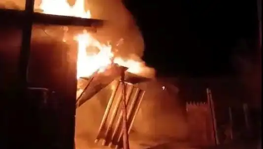 Karabük’te Çıkan Yangında İki Ev Kullanılamaz Hale Geldi