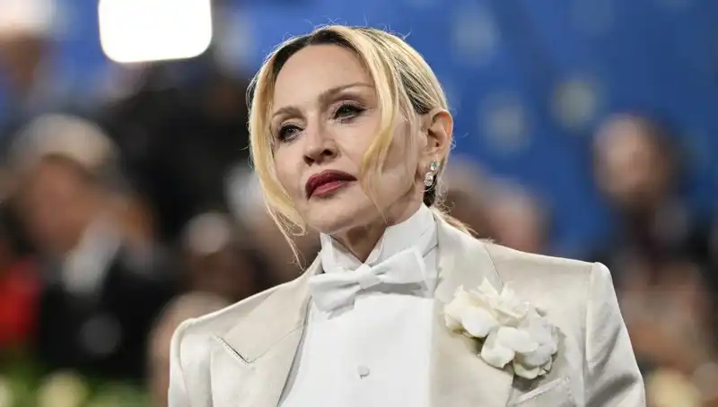Madonna'nın Diyeti: Kanserle Mücadelede Etkili mi? Tartışmalar Sürüyor