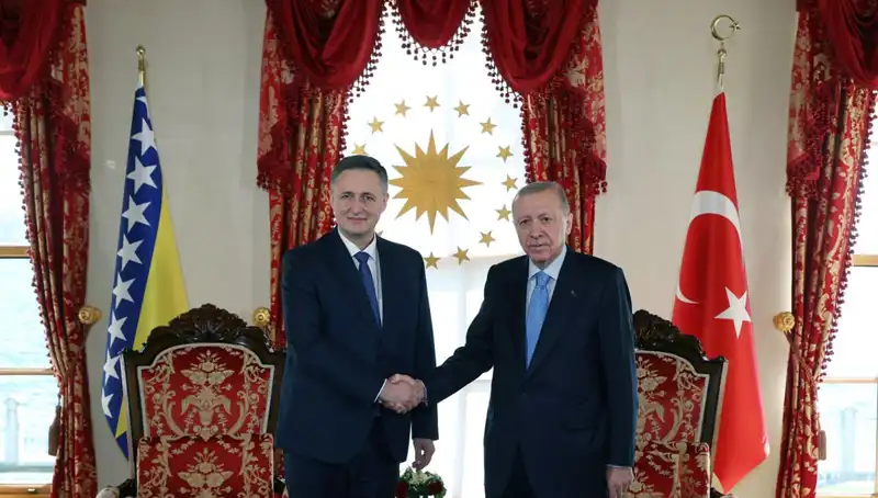 Cumhurbaşkanı Erdoğan, Bosna-Hersek Yetkili Becirovic ile Tarihi Buluşma Gerçekleştirdi