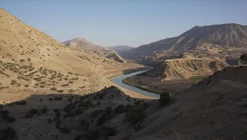 Tahran'da Su Krizi: Acil Durum, Tüketim Yüzde 20 Azaltılmalı!