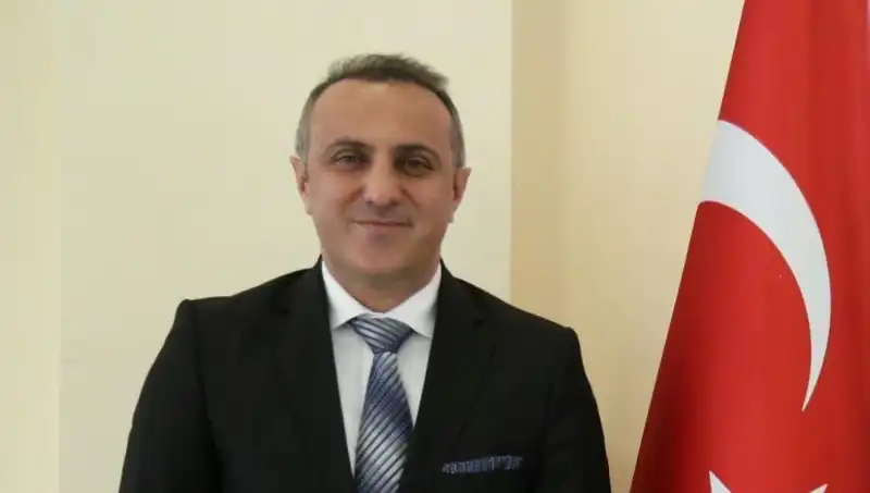 Gümüşhane Üniversitesi'nde Rektörlük Değişimi: Prof. Dr. Oktay Yıldız Kimdir?