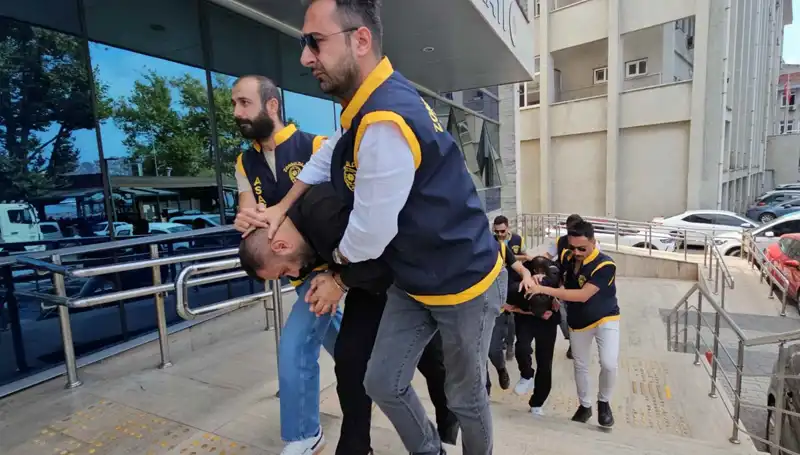 FETÖ Yalanıyla Milyonlarca Liralık Vurgun: Gerçekler Ortaya Çıkıyor