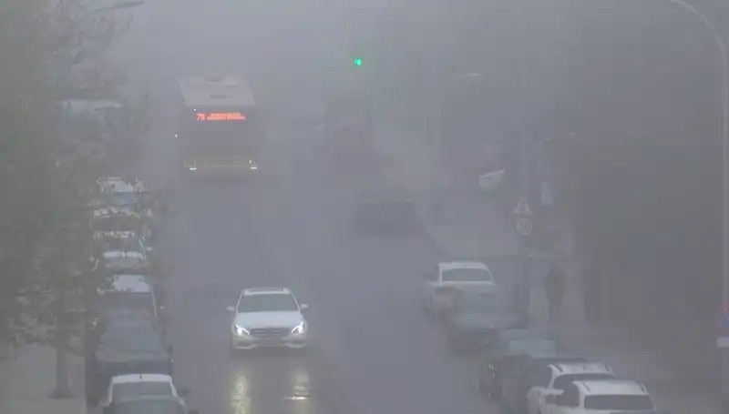 İstanbul'un Göz Alıcı Güzellikleri Sisle Kayıp: Şehrin Sırrı Ne?