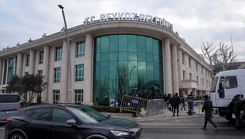 Beykoz Belediyesi'nde Büyük Operasyon: Başkan Yardımcısı Gül Adliyeye Sevk Edildi!