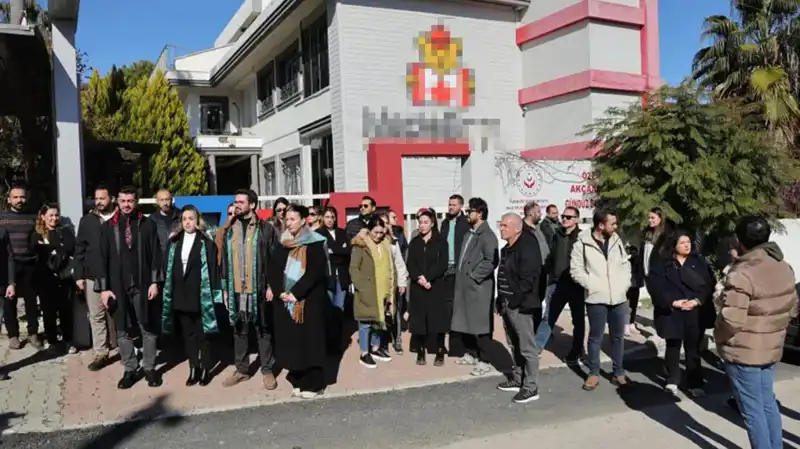 Karne Günü Velilere Şok: Öğretmenler Gözyaşları İçindeydi