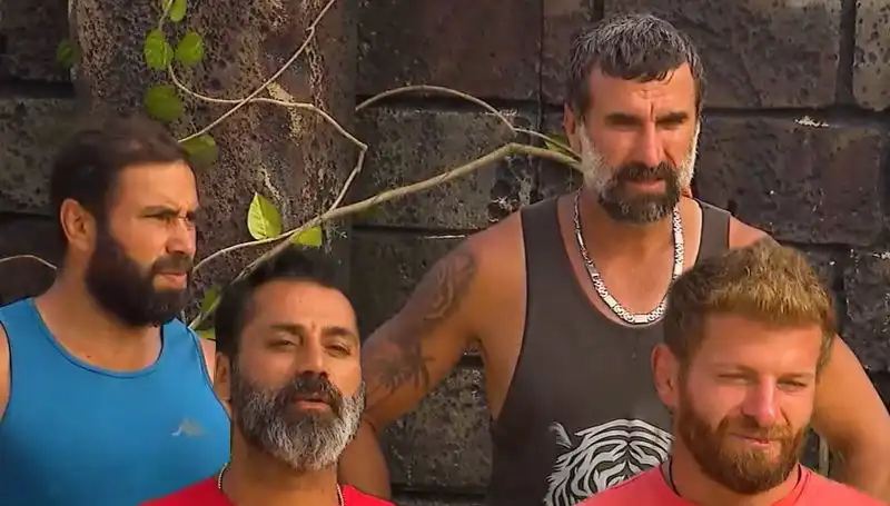 Survivor'da Şok Edici Veda: Birleşme Hayali Suya Düştü!