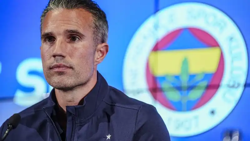 Robin van Persie: "Fenerbahçe'ye Karşı Tur Şansımız Yüzde Kaç?"