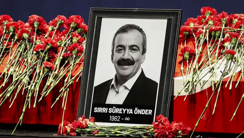 Meclis'te Sırrı Süreyya Önder Anması: Anılar ve Mesajlar Yeniden Canlandı