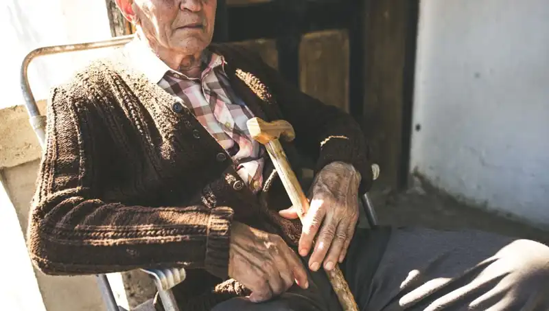 Yüz Yılını Doldurmuş 100 Yaşlıdan 16'sı Depresyonla Mücadele Ediyor