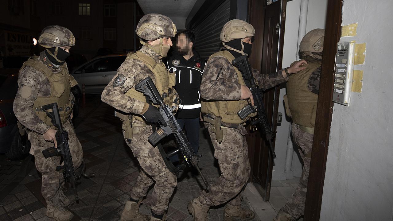 Zehir tacirlerine büyük operasyon: 595 gözaltı