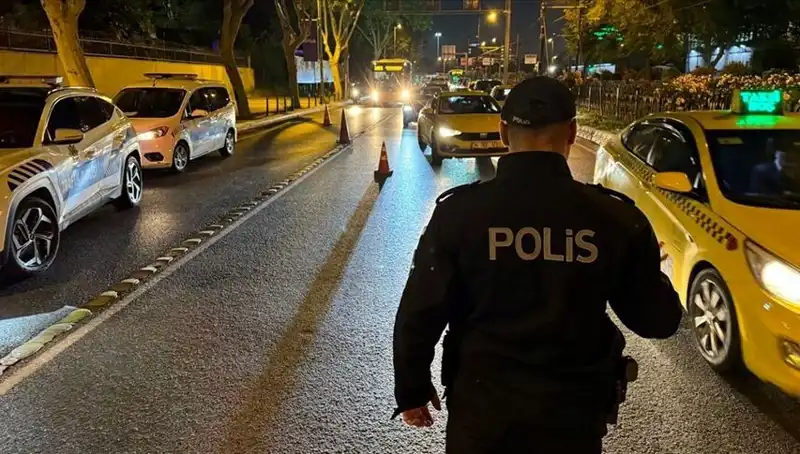 İstanbul'da Huzur Operasyonu: 1500 Kişi Gözaltında!