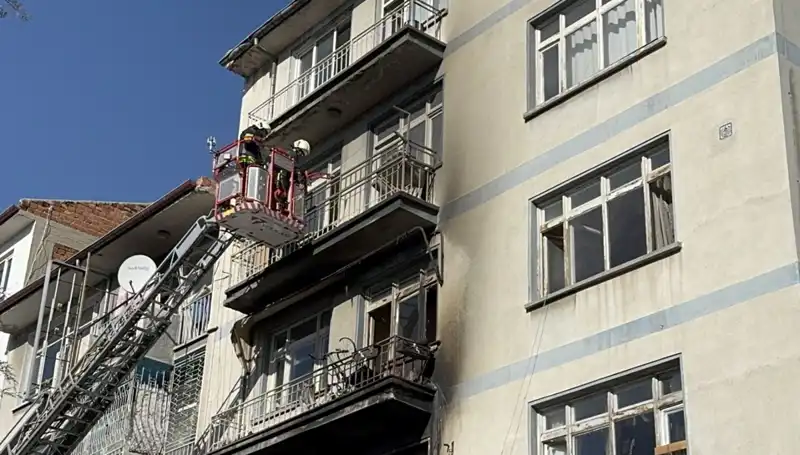 Konya’da 4 Katlı Binada Küçük Yaşta İki Çocuğun Ölümüne Neden Olan Yangın