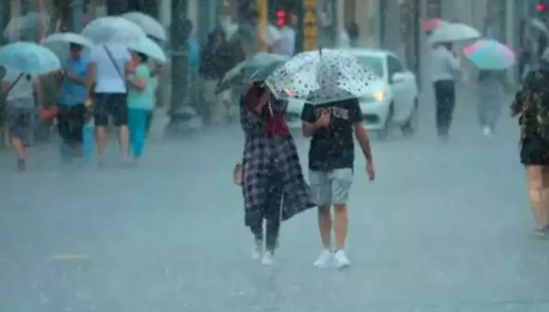 Meteoroloji'den İstanbul ve Yangın Bölgesi için Kritik Uyarılar
