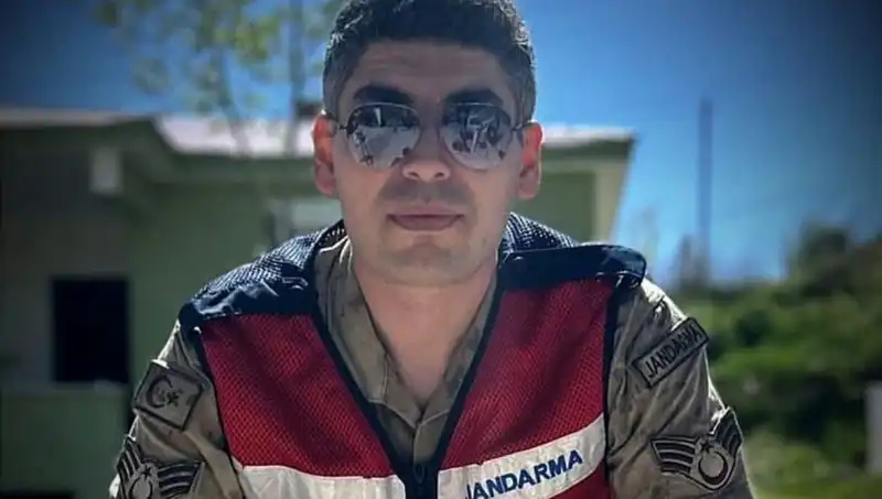 Kadir Astsubay Halı Saha Maçında Geçirdiği Kaza Sonrası Hayatını Kaybetti