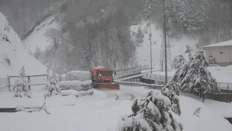 Bolu Dağı’nda Kar Yağışı: Kış Mevsiminin İlk Belirtileri