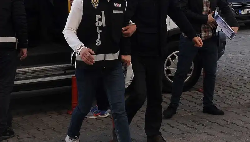 Samsun'da Şaşırtan Uyuşturucu Operasyonu: 2 Şahıs Gözaltına Alındı