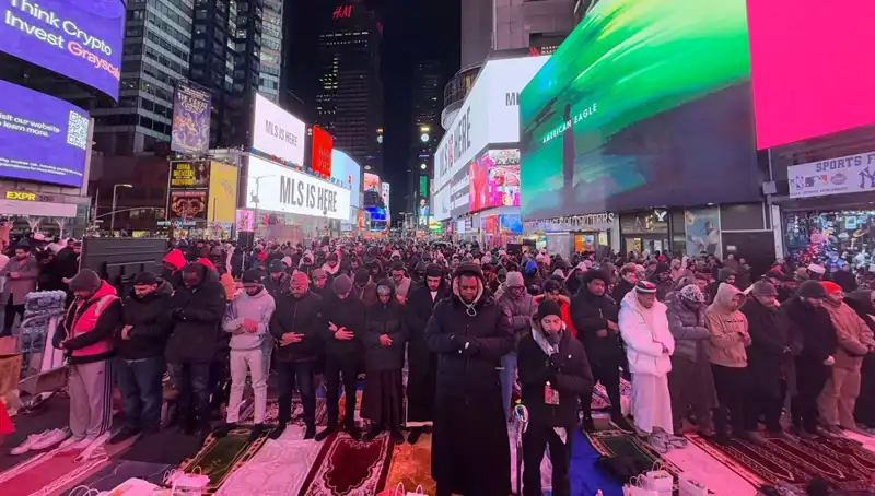 New York Times Meydanı’nda Teravih Namazı: Toplumsal Birliğin Gücü