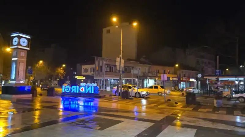 Sındırgı'da 5.1 Büyüklüğünde Deprem: Neler Yaşandı?