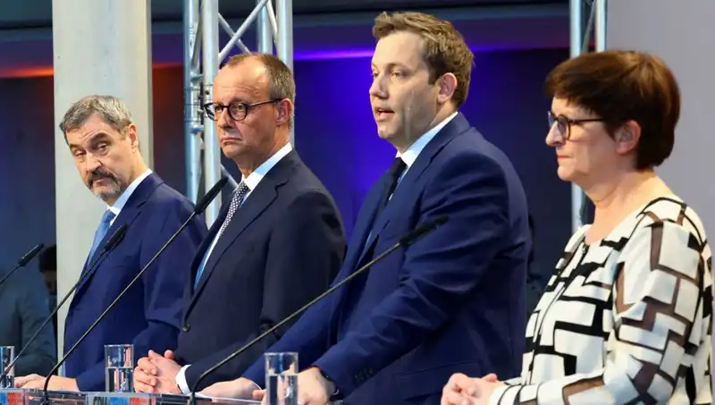 Almanya'da Tarihi An: SPD, CDU/CSU ile Koalisyonu Onayladı