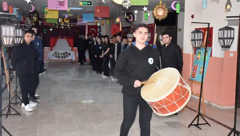 Ramazan Sokağı: Öğrenciler Manevi Değerlere Hayat Veriyor