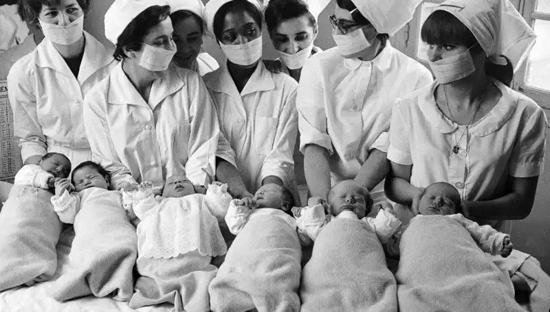 70 Yıl Önce Hastanede Karışan İki Kardeş, DNA Testiyle Biraraya Geldi